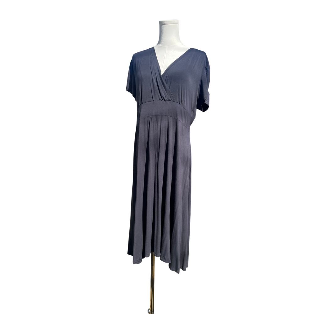 L. L. Bean Summer Knit Dress Faux-Surplice Styling  Empire Waistline Black Sz L - Picture 3 of 9